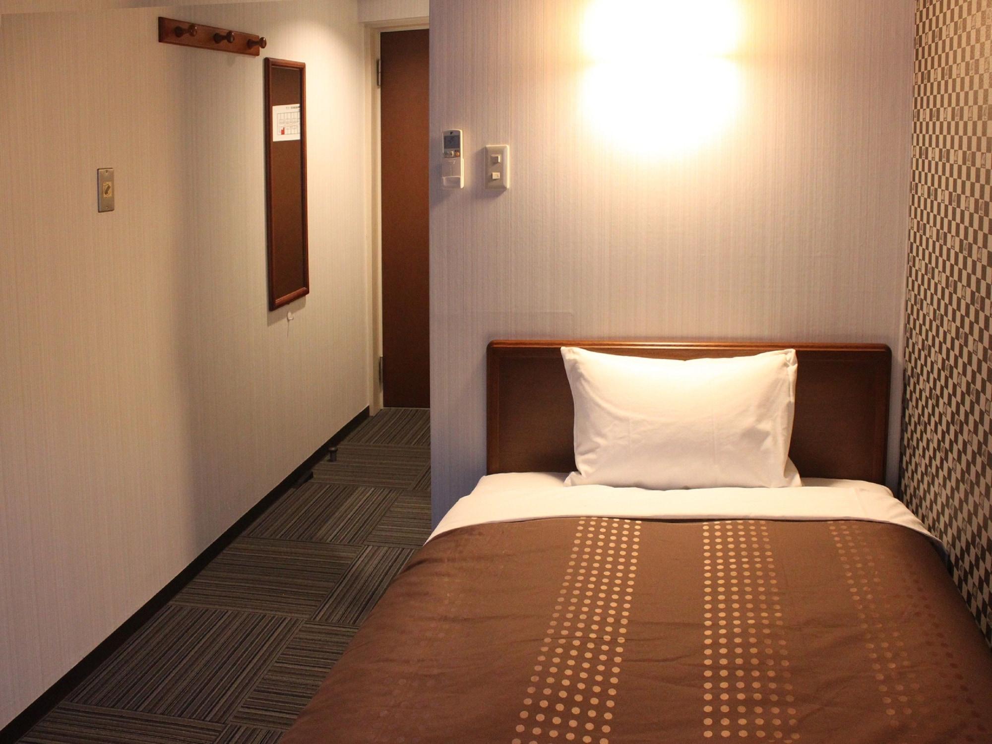 Hotel Livemax Budget Tokyo Hamura Ekimae Buitenkant foto