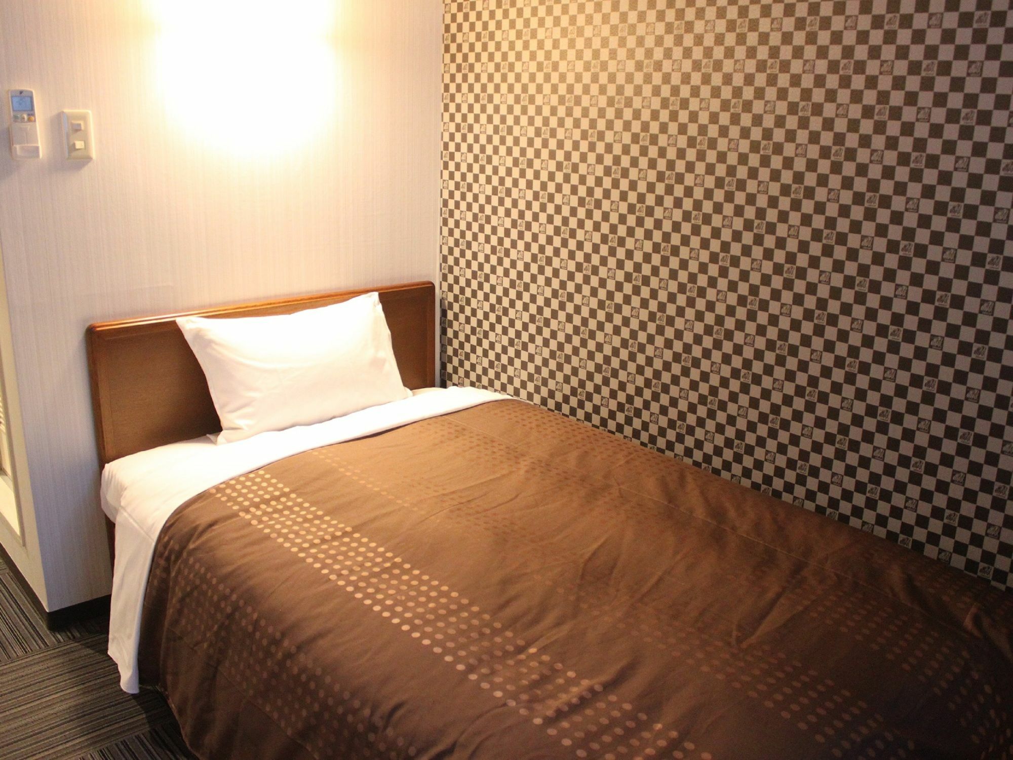 Hotel Livemax Budget Tokyo Hamura Ekimae Buitenkant foto